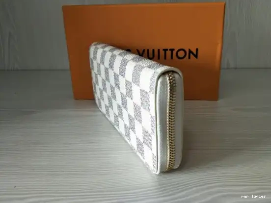 Cheap Vuitton WALLET CLEMENCE Louis 0519